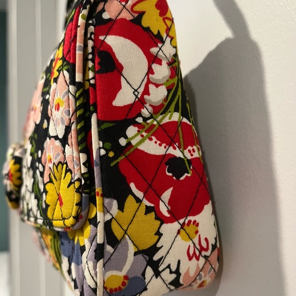 VERA BRADLEY HANDBAG - Picture 4 of 7